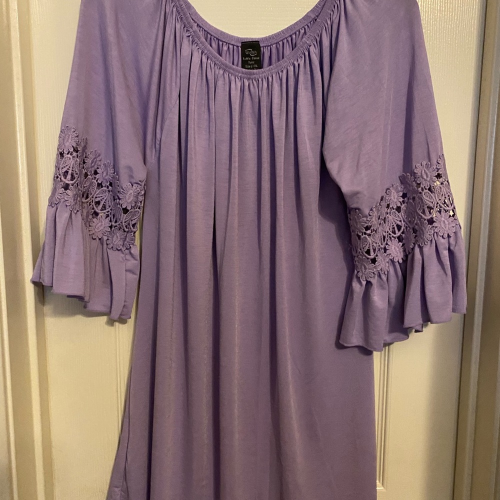 SOLD OUT Off Shoulder WinWin Ruffle Sleeve Tunic - Picture 2 of 6